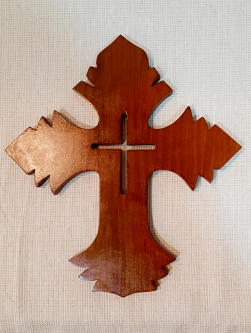 Cruz madera tallada dorada EC9279 – HAFU Artesanias